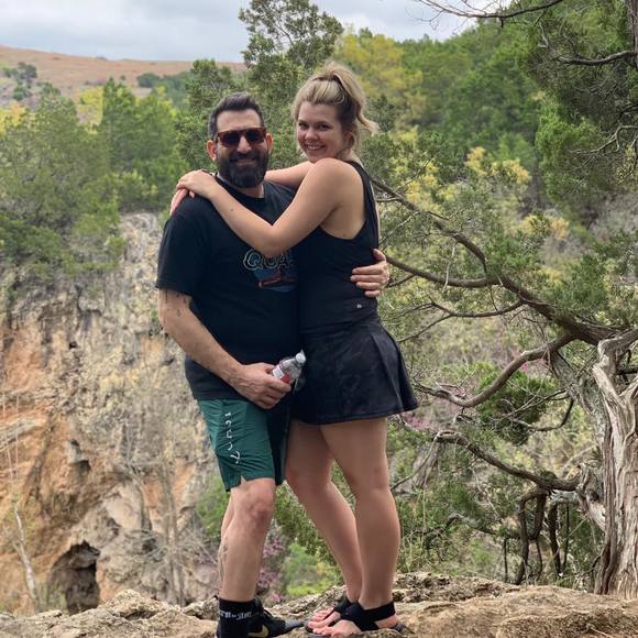 Meet your Posher, Ashley - Picture 2 of 2